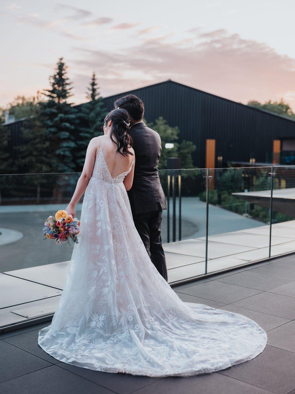 carousel-hero-element image-13